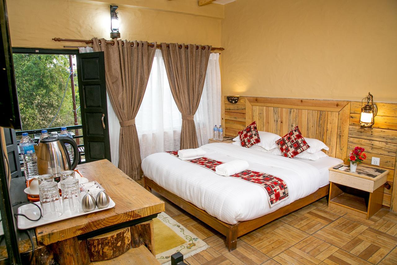 Hotel Tourist Residency Pokhara Buitenkant foto