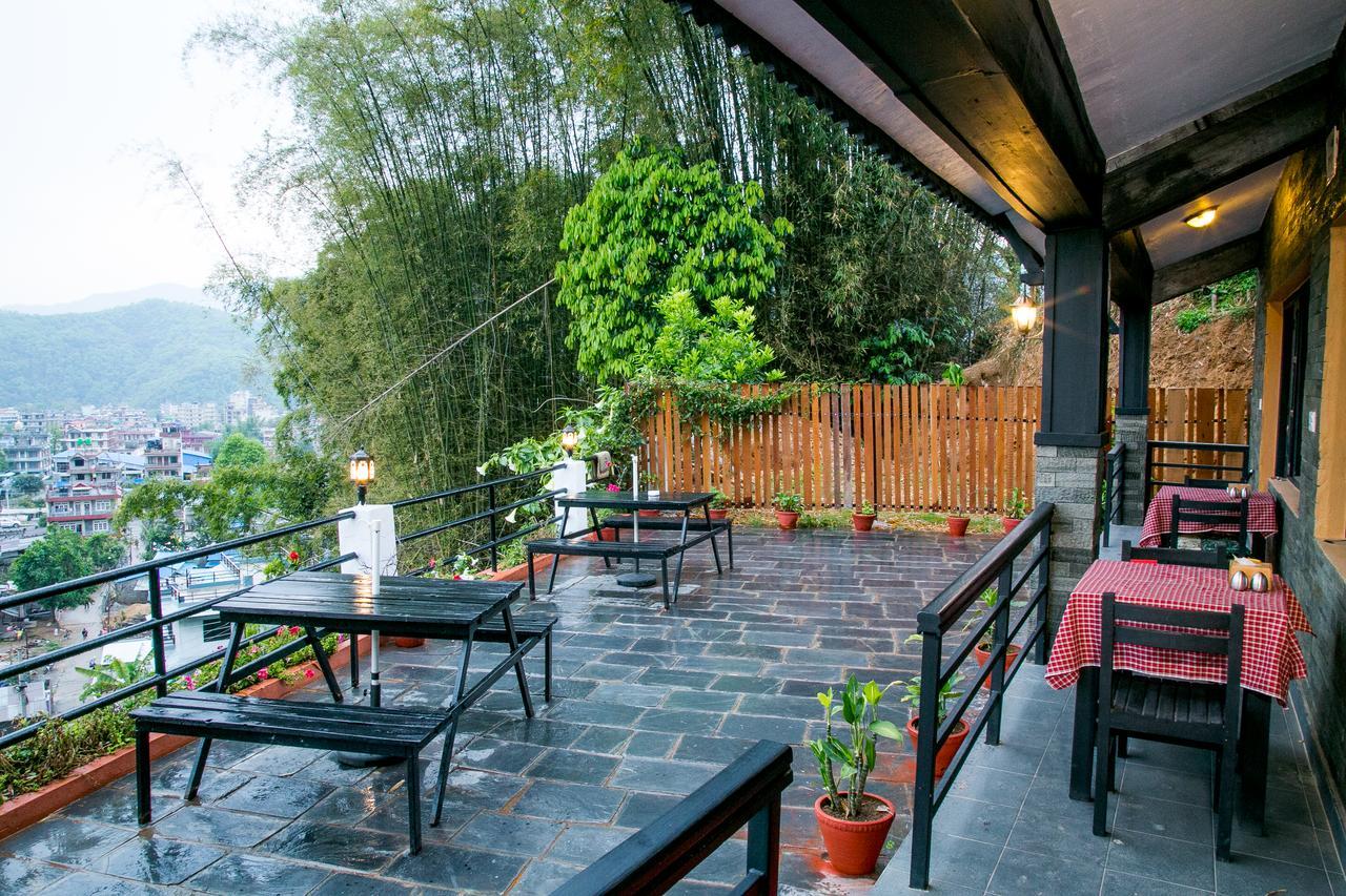 Hotel Tourist Residency Pokhara Buitenkant foto