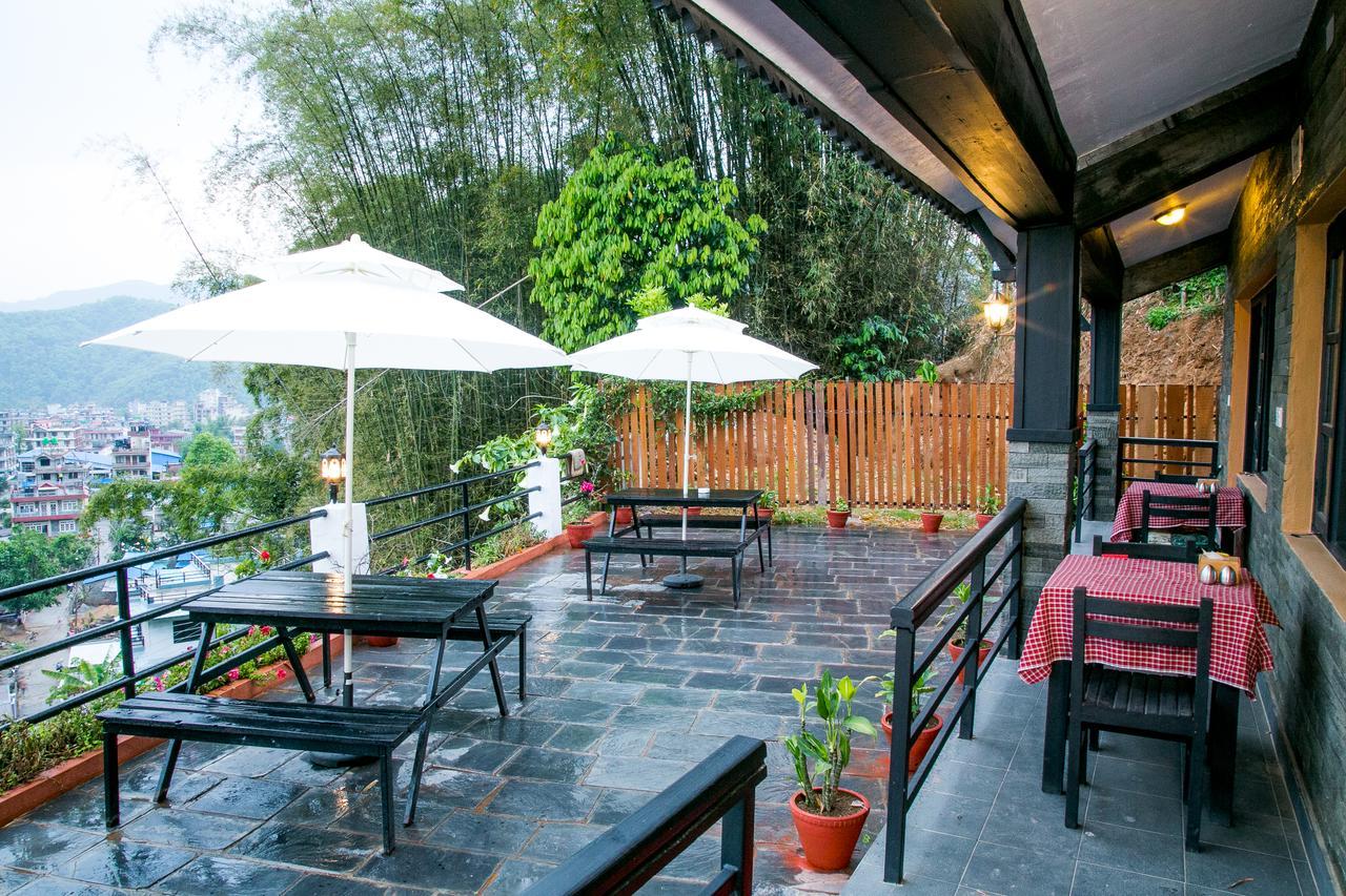 Hotel Tourist Residency Pokhara Buitenkant foto