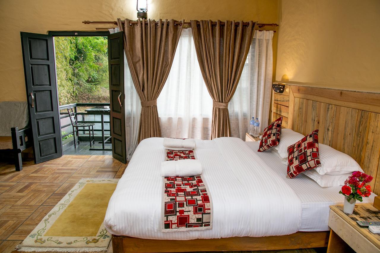 Hotel Tourist Residency Pokhara Buitenkant foto