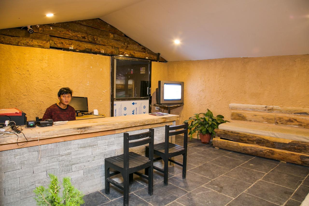 Hotel Tourist Residency Pokhara Buitenkant foto