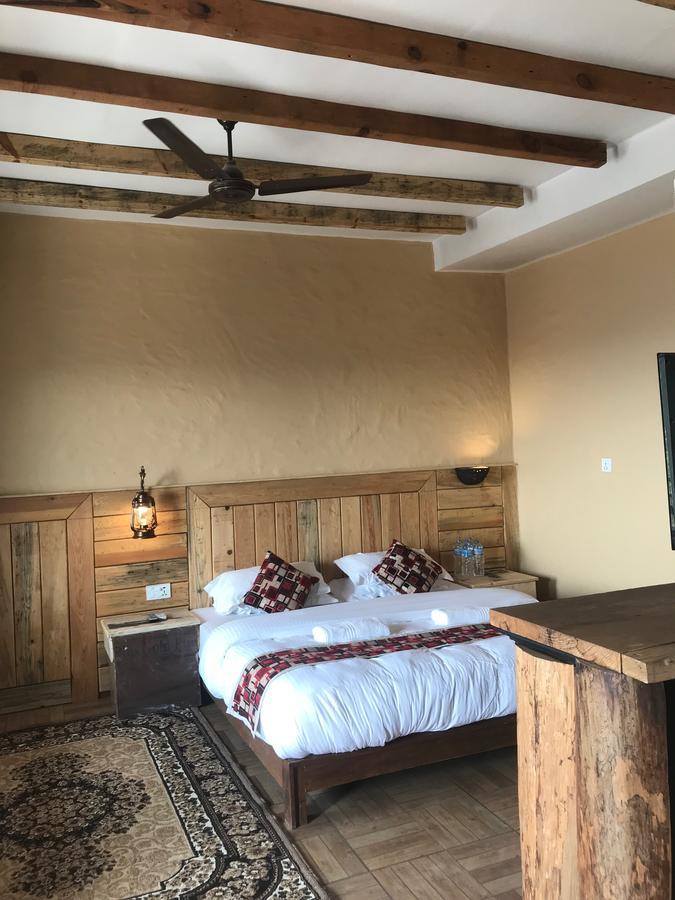 Hotel Tourist Residency Pokhara Buitenkant foto