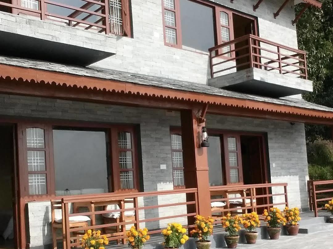 Hotel Tourist Residency Pokhara Buitenkant foto